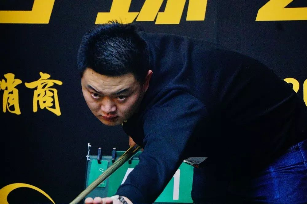 于在一片欢 于在一片欢