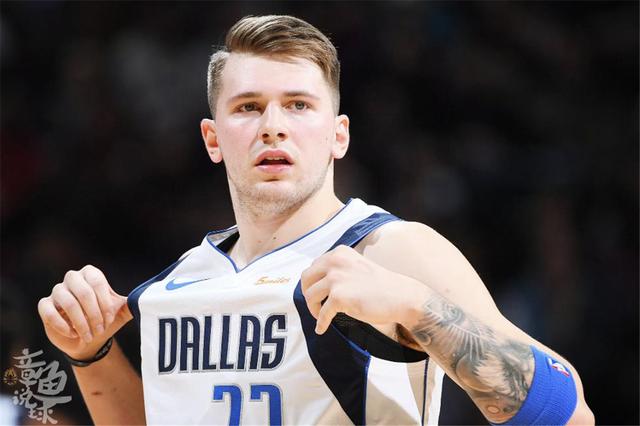 事件促使其 事件促使其