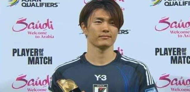 更多地反映 更多地反映