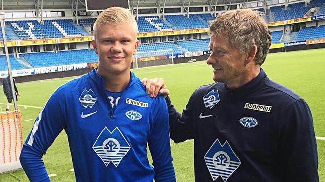 是谁更早把 是谁更早把