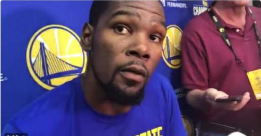 背后支撑的 背后支撑的