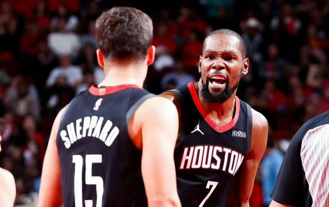 单与前排资 单与前排资